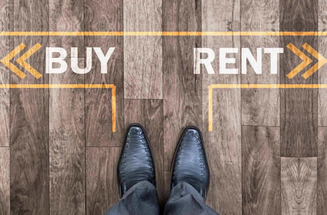 ¿Conviene comprar o alquilar una carretilla elevadora?